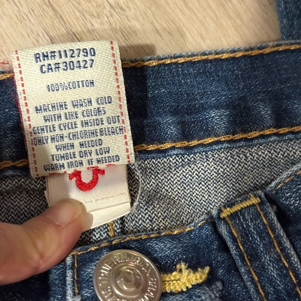 True Religion Boys Size 14 Billy Bootcut Distressed Jeans NWT - Picture 5 of 10